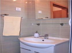 Apartmani Jakić Tucepi Tučepi