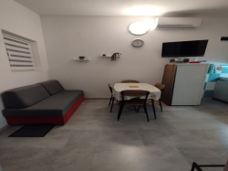 Apartmani  Rusan, Bobovik Vir (Otok Vir)